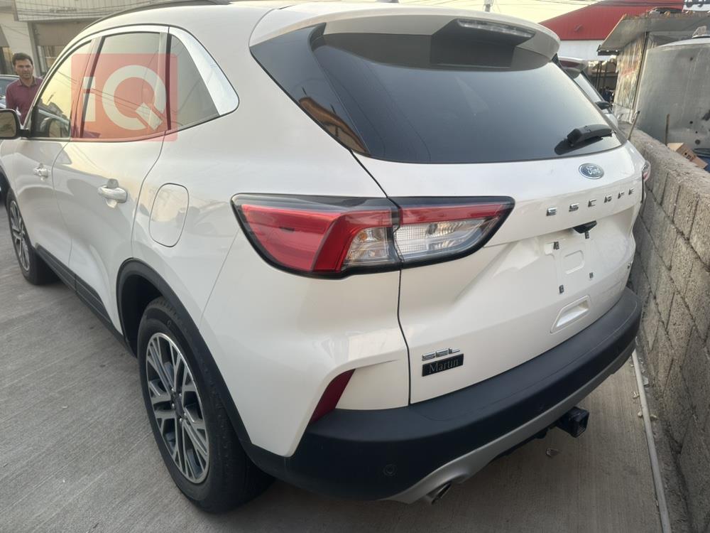 فورد إسكيب
